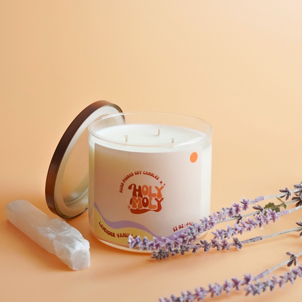 Lavender Vanilla - Hand Poured Scented Soy Candle - Gift Box - 17oz